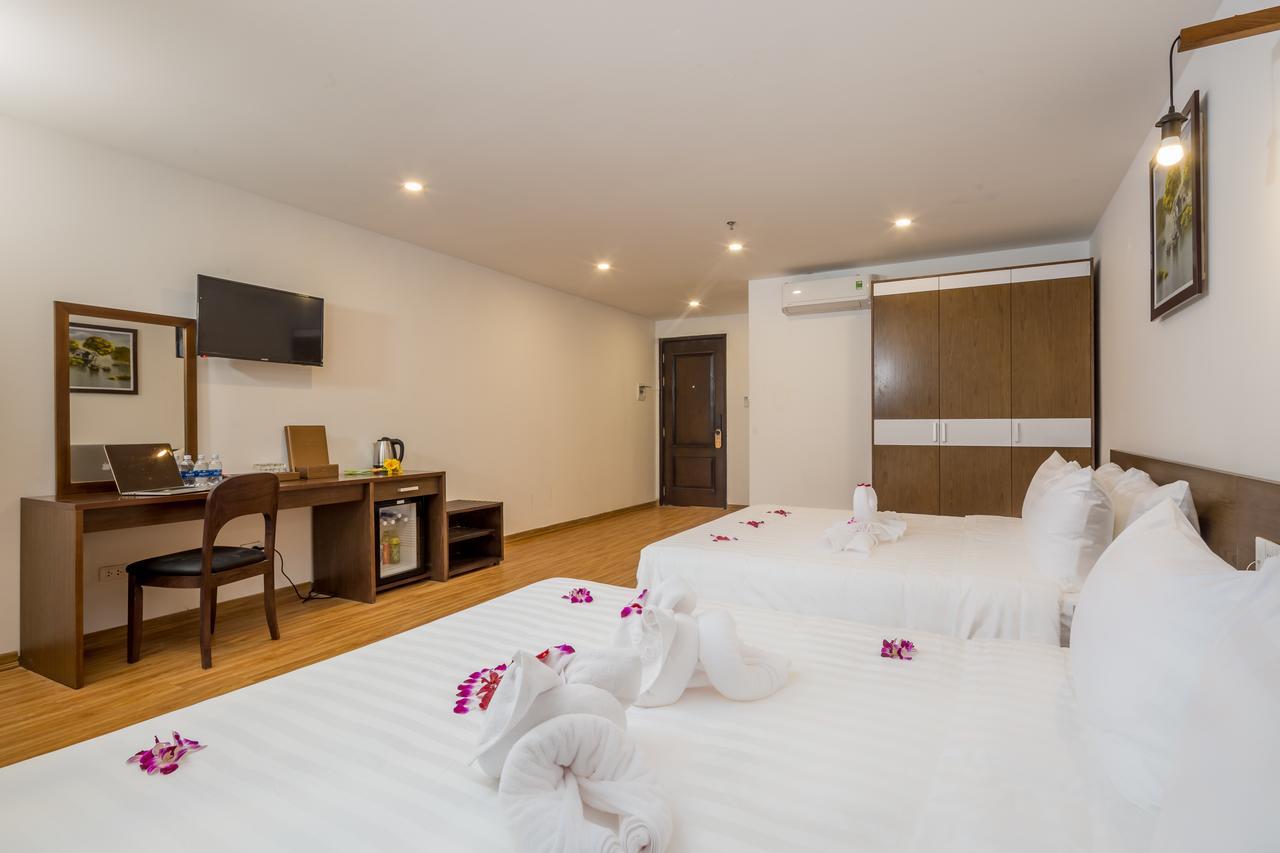 Silana Hotel Da Nang Exterior photo